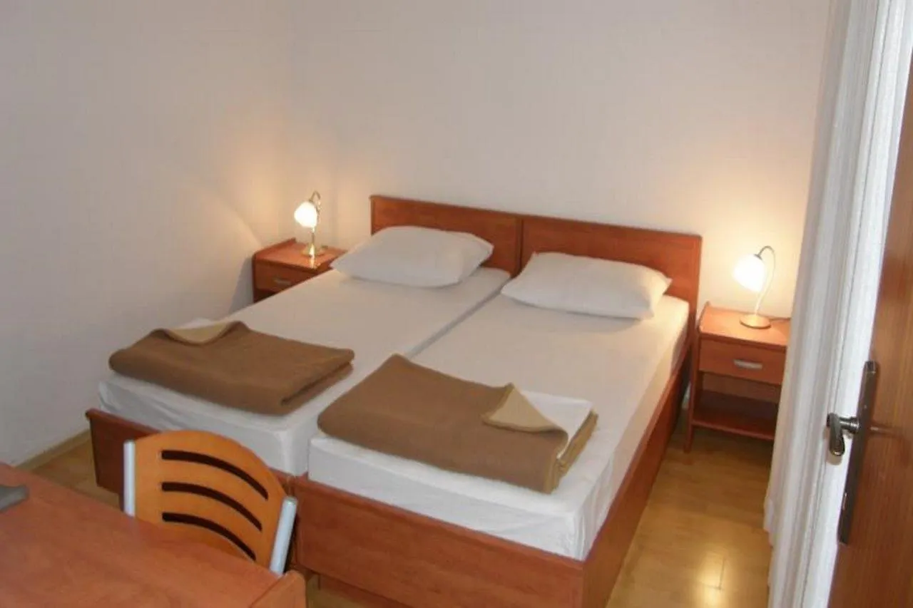 Hotel Belvedere Camping And Apartments Seget Vranjica