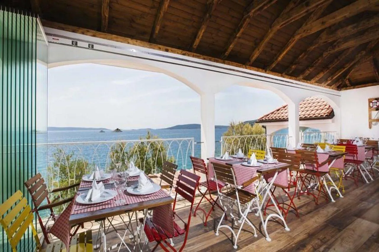 Belvedere Camping And Apartments Seget Vranjica Croatia