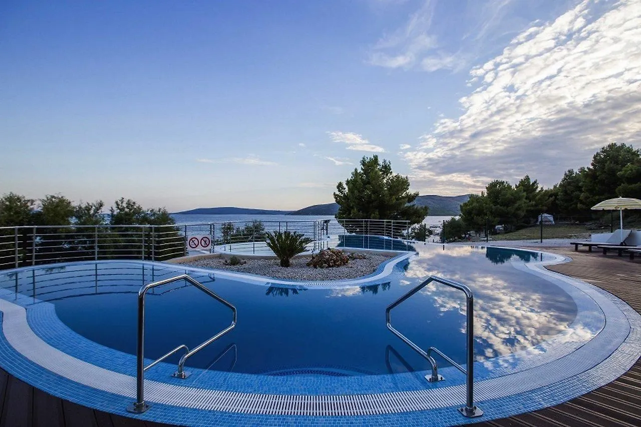 Belvedere Camping And Apartments Seget Vranjica